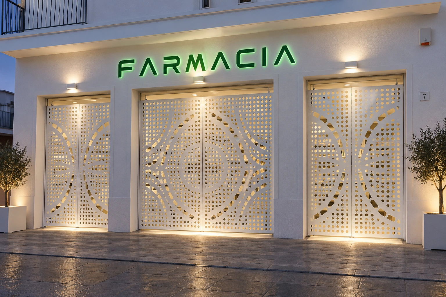 Portelli decorati per gli accessi di una farmacia, INN PROGRESS